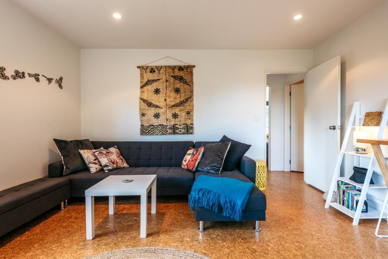 Treetop Retreat - Onetangi Holiday Home Exterior foto