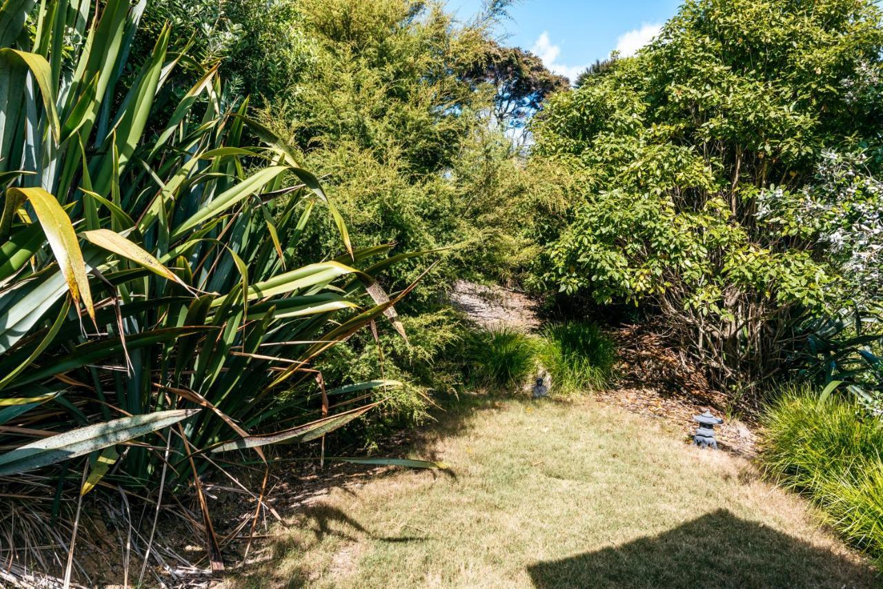 Treetop Retreat - Onetangi Holiday Home Exterior foto